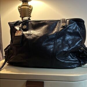 Elegant Black Leather Women's Bag